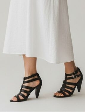 SoftMoc Black Leather Strappy Sandal Heels